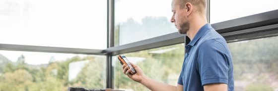 使用 testo 440 多功能测量仪，测量流量