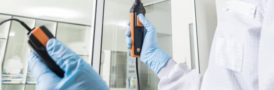 测量洁净室的温度和湿度