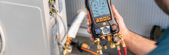 使用数字冷媒表 testo 570s 对热泵进行维护