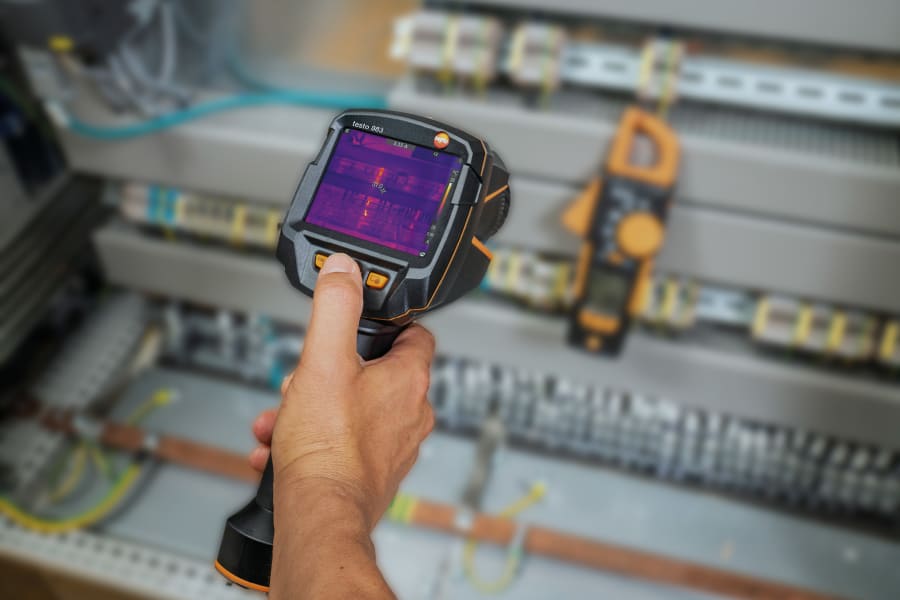 Elektrische Anlage prüfen mit Wärmebildkamera