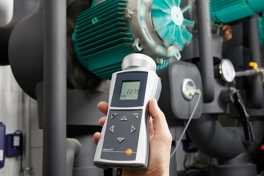 使用频闪仪测量速度