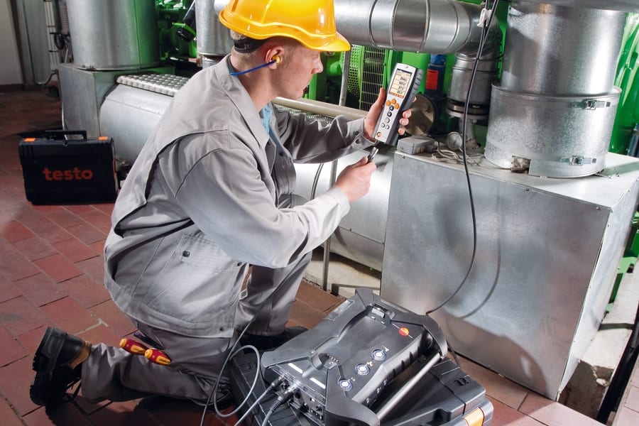 准备使用 testo 350 对热电联产装置进行控制测量。 