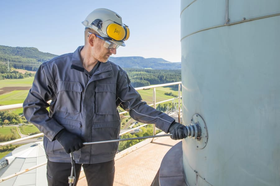 使用德图的工业烟气测量装置确保理想的燃烧过程