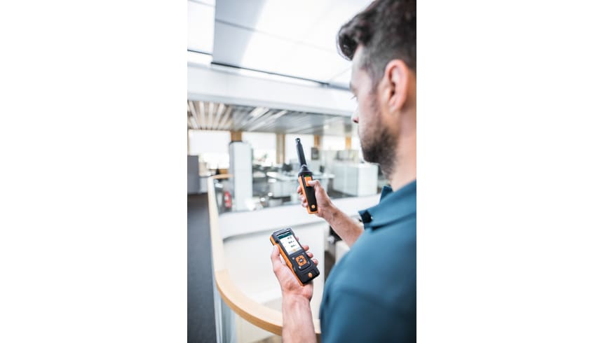 Measure CO2 concentration for assessing indoor air quality with CO2 probe and testo 440